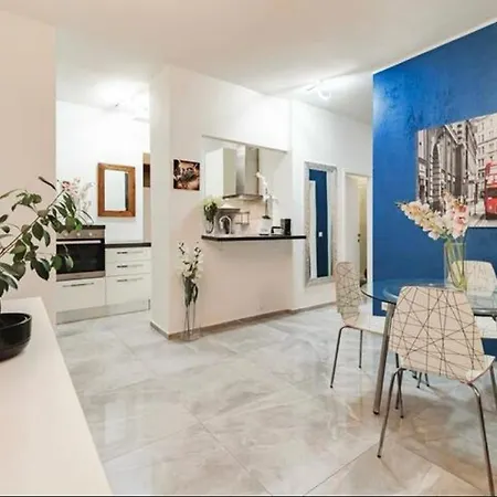 Trilocale Navigli شقة